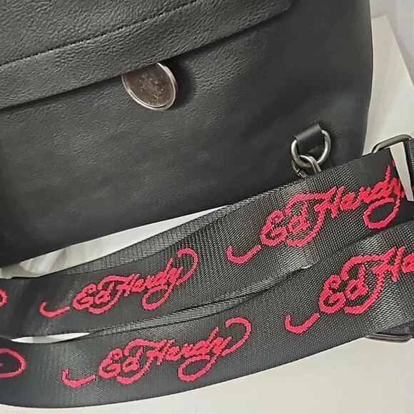 Ed Hardy NWT back pack / tote - Picture 3 of 5